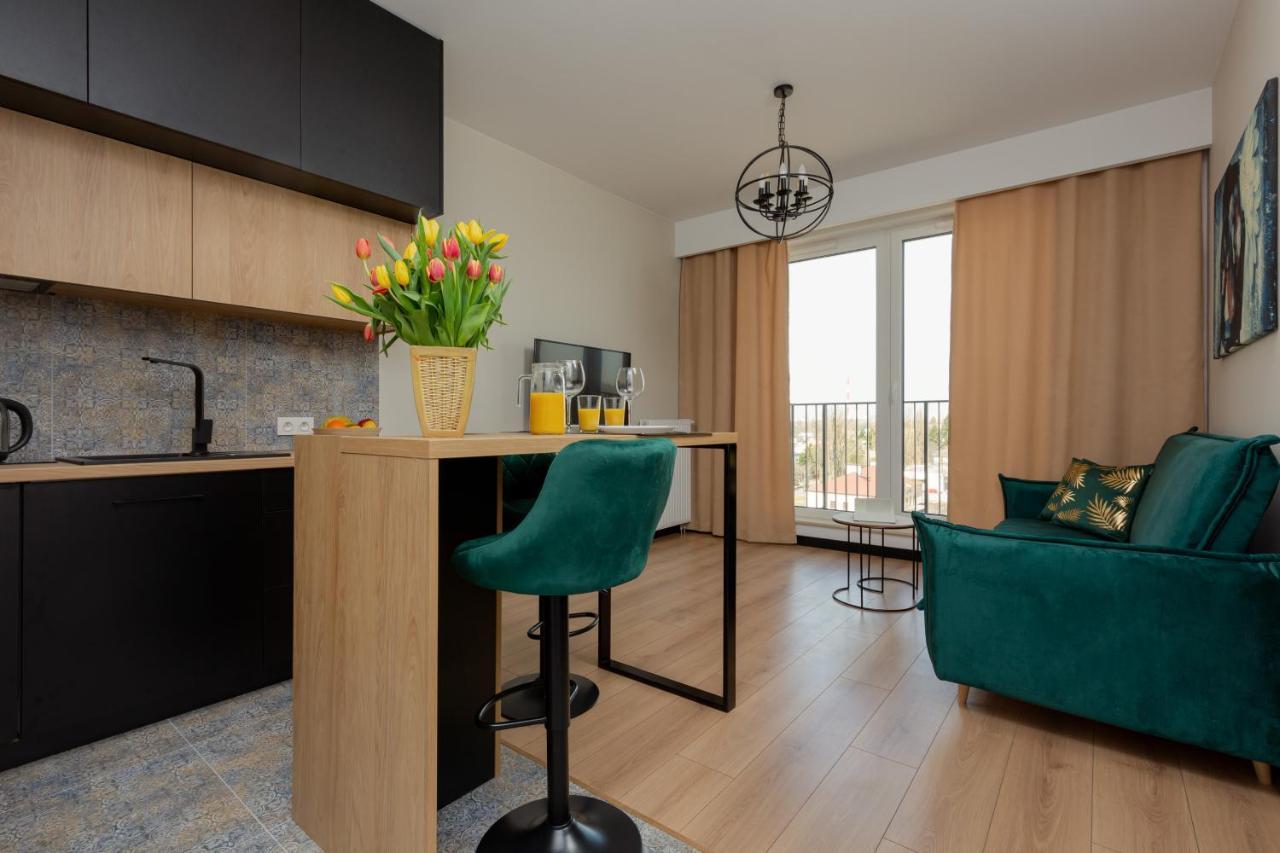 Home Factory Estate Praga Kotsisa By Noclegi Renters ワルシャワ エクステリア 写真