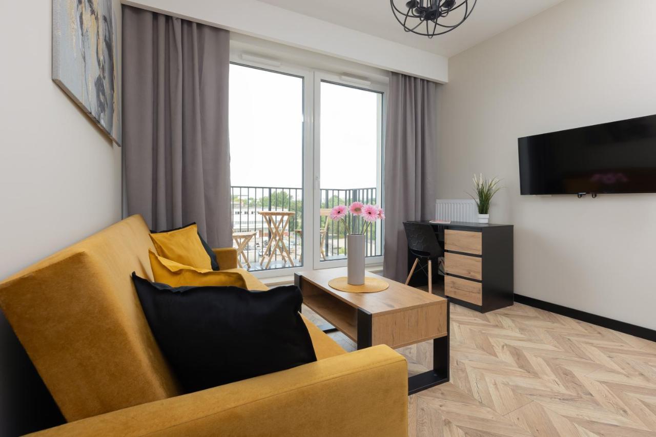 Home Factory Estate Praga Kotsisa By Noclegi Renters ワルシャワ エクステリア 写真